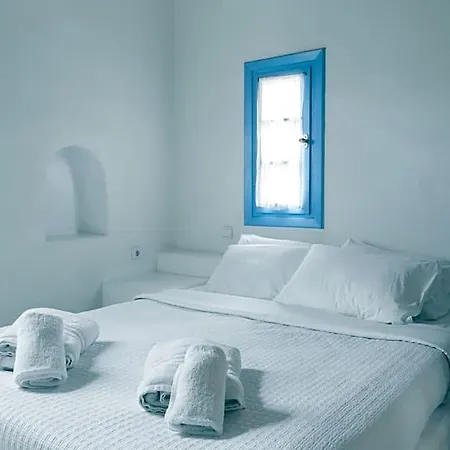 Nama * Super Paradise Beach (Mykonos)
